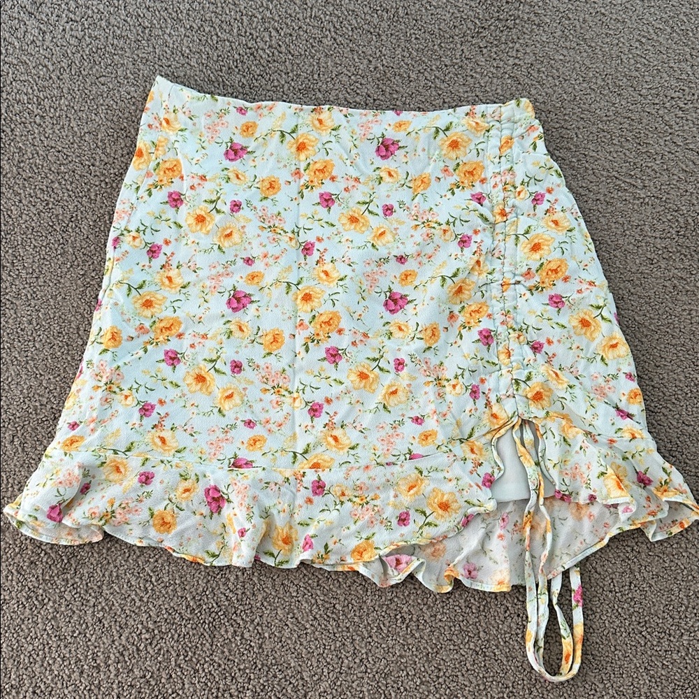 Forever 21 Floral Print Skirt with Zipper